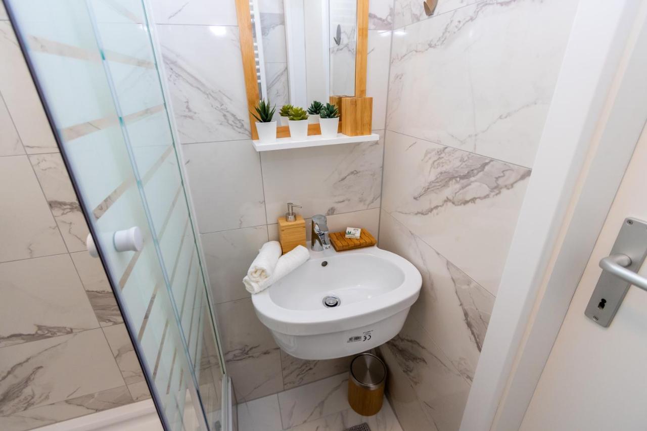 Radiant Premium Apartments - Fuenfhaus Wiedeń Zewnętrze zdjęcie